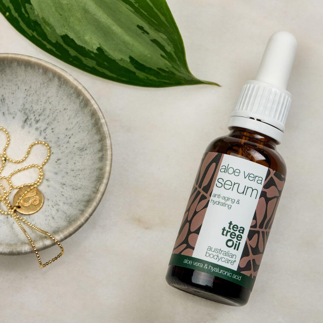 Kit per rughe, pelle secca e disidratata - 3 prodotti anti age per la pelle secca: detergente viso, siero all’aloe vera e crema viso idratante