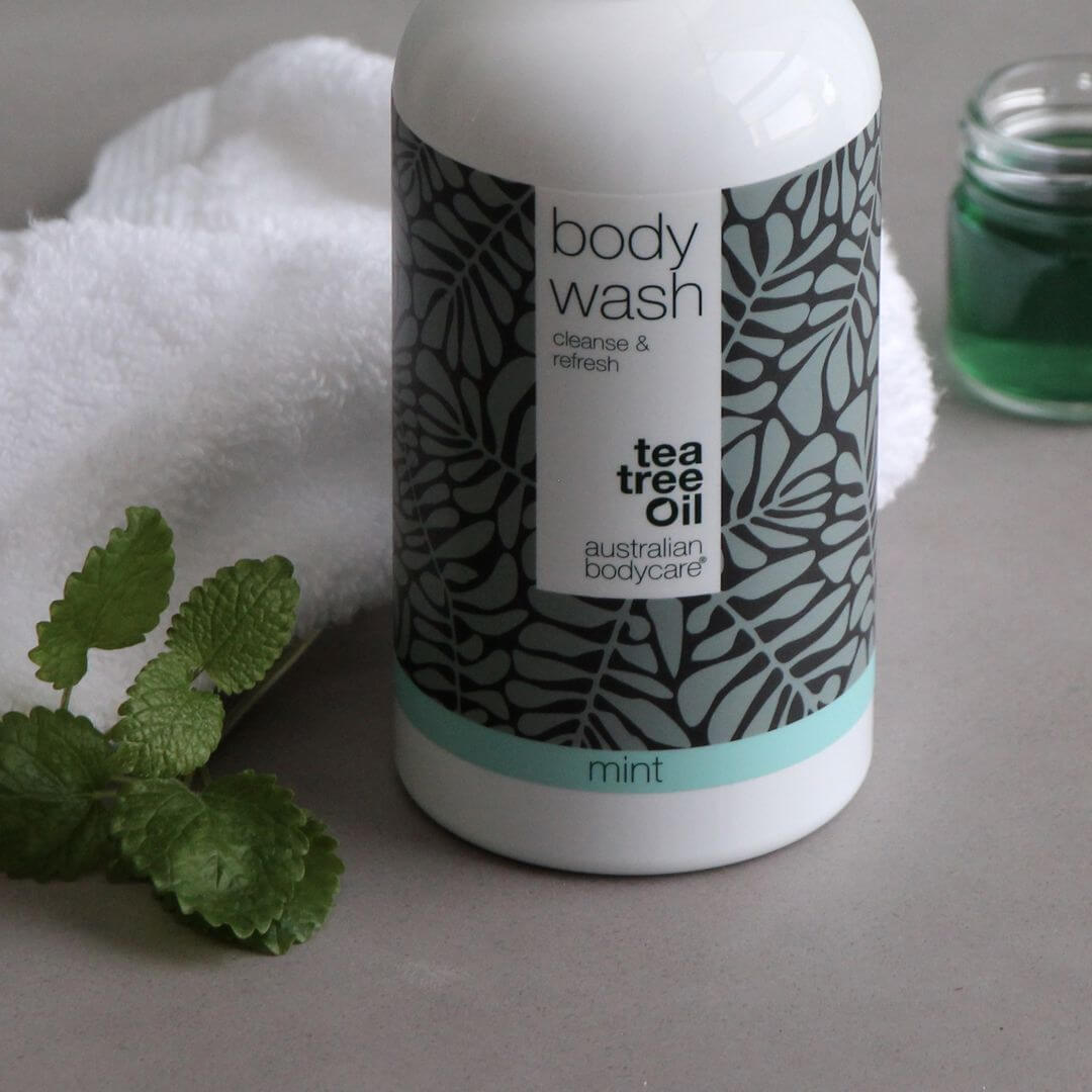 4x3 bagnodoccia da 500 ml al Tea Tree Oil e Menta— Offerta bundle - Offerta bundle con 4 bagnodoccia Body Wash (500 ml): Tea Tree Oil e Menta