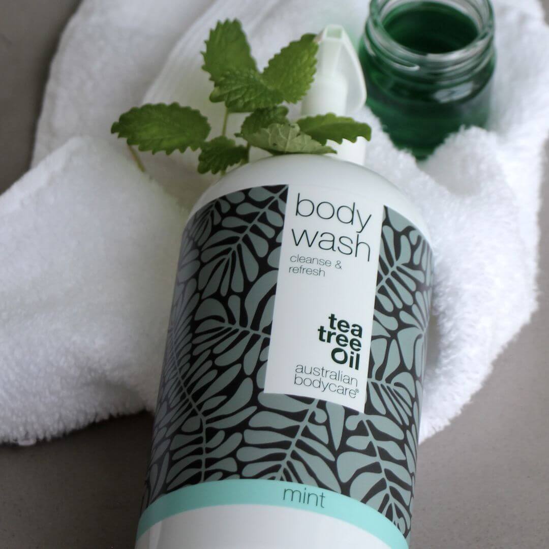 4x3 bagnodoccia da 500 ml al Tea Tree Oil e Menta— Offerta bundle - Offerta bundle con 4 bagnodoccia Body Wash (500 ml): Tea Tree Oil e Menta