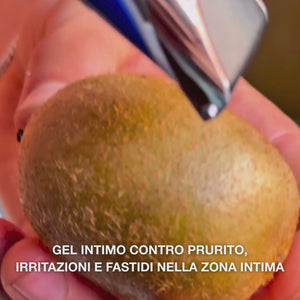 Men’s Intimate Gel allevia prurito, irritazione e arrossamento e può essere utilizzato in caso di funghi. Contiene 4-terpineolo naturale e glicerina che nutrono e idratano la pelle senza ungere.