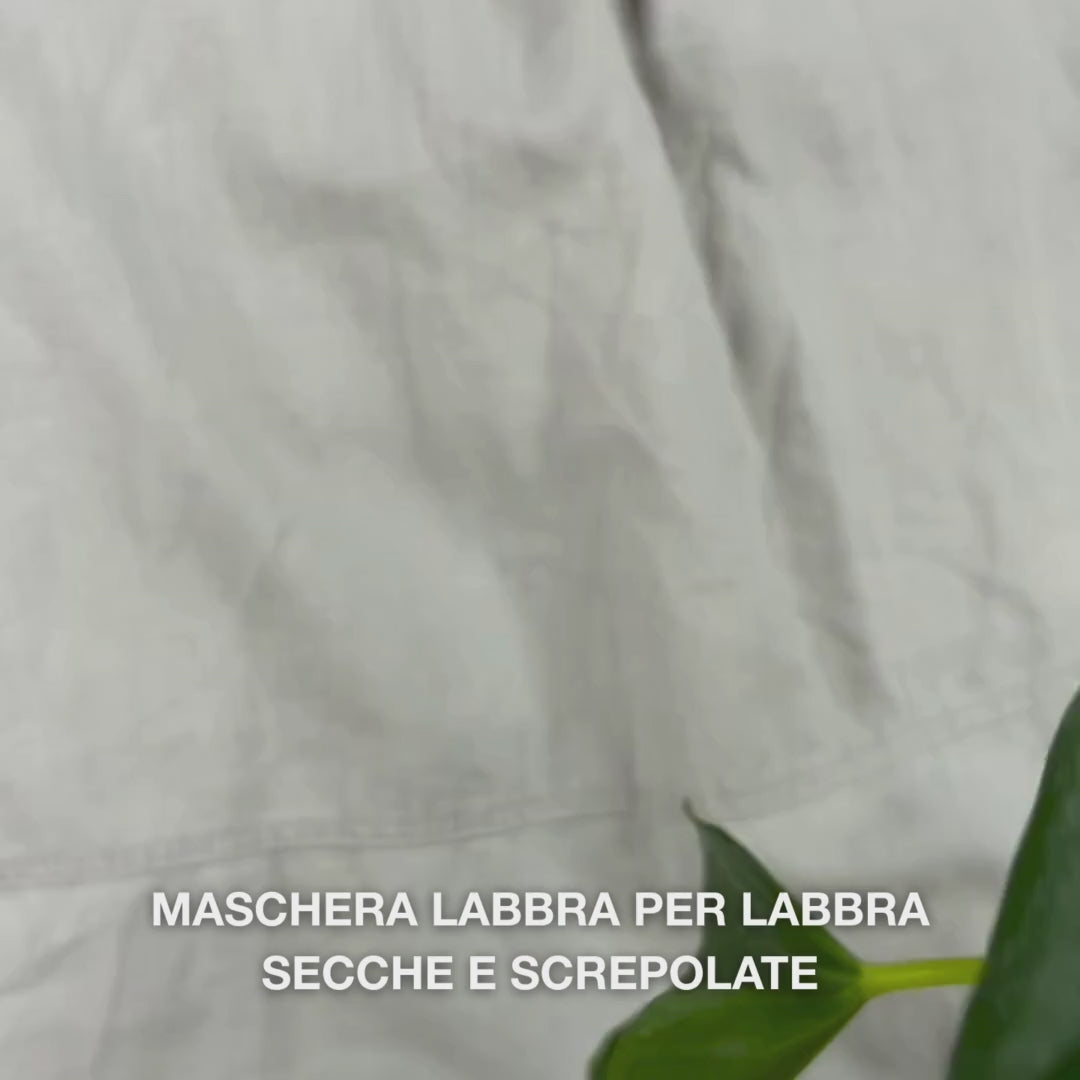 Maschera labbra per idratare labbra secche e rovinate. Con vitamina B12, collagene e acido ialuronico.