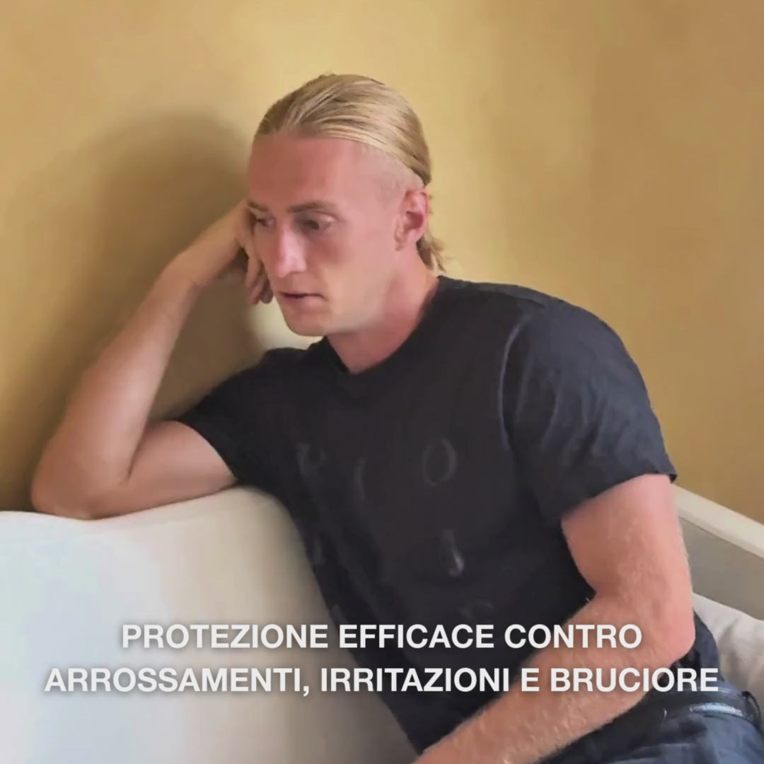 Crema intima uomo contro arrossamenti e irritazioni nella zona intima. Contiene burro di karité, cera d’api e zinco per una protezione e una cura ottimali.
