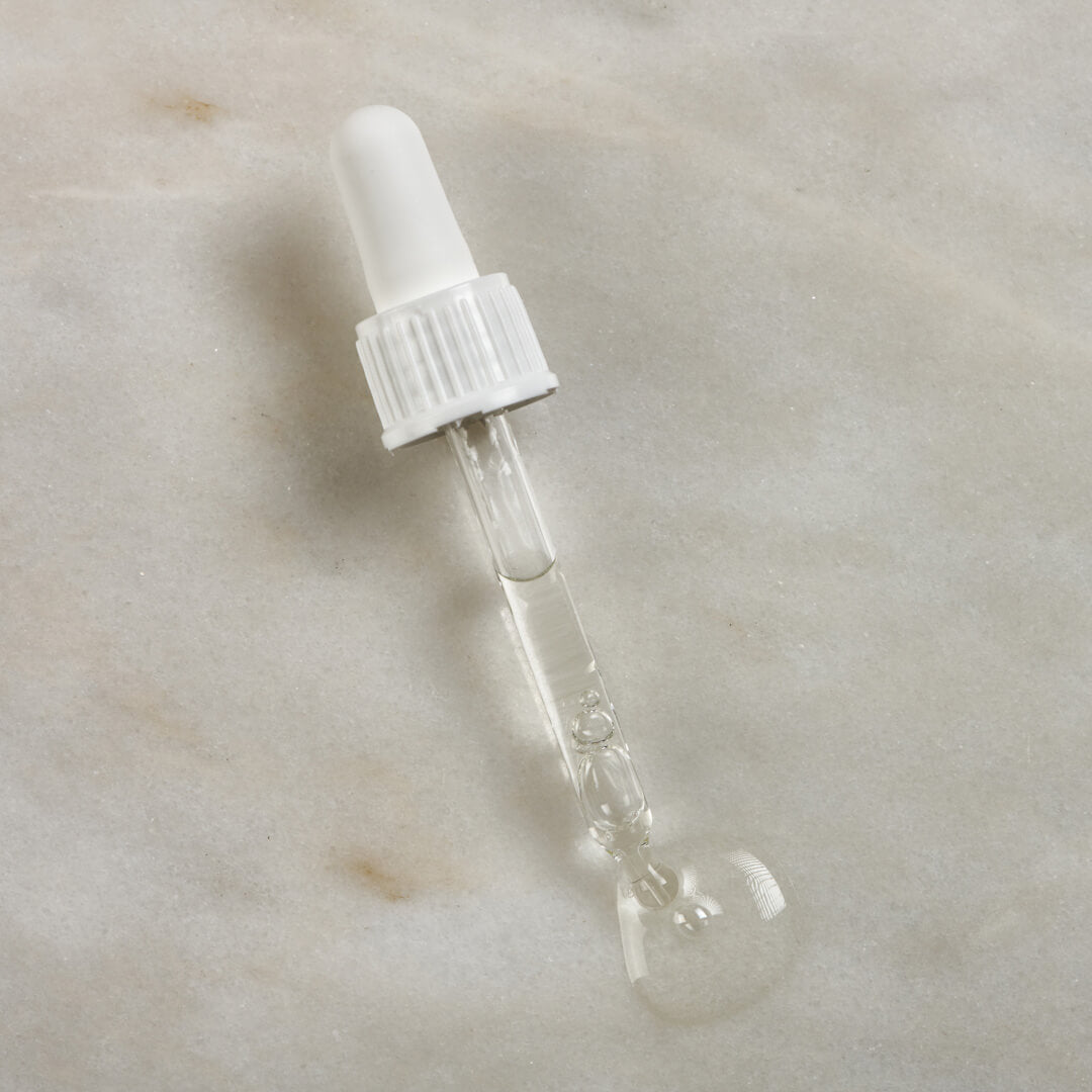 3x siero alla niacinamide per brufoli e punti neri — Con Niacinamide 10%, Zinco 1% e Tea Tree Oil per pelle grassa con imperfezioni.