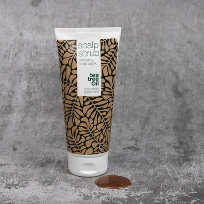 2 prodotti per i capelli grassi  - Shampoo al Tea Tree Oil e scrub per cute e capelli grassi