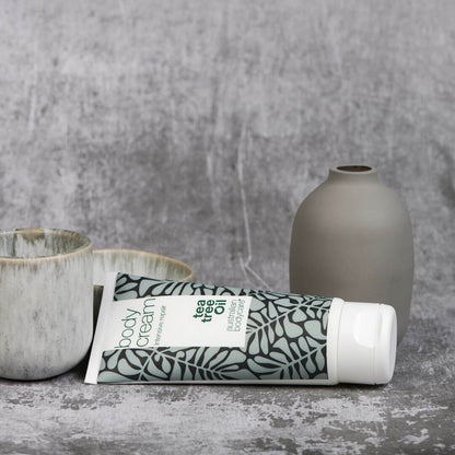 Crema corpo con Hamamelis per pelle molto secca e con prurito - Crema idratante intensiva per pelle molto secca e danneggiata